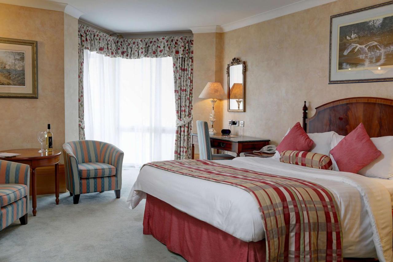Swindon Blunsdon House Hotel, BW Premier Collection ภายนอก รูปภาพ