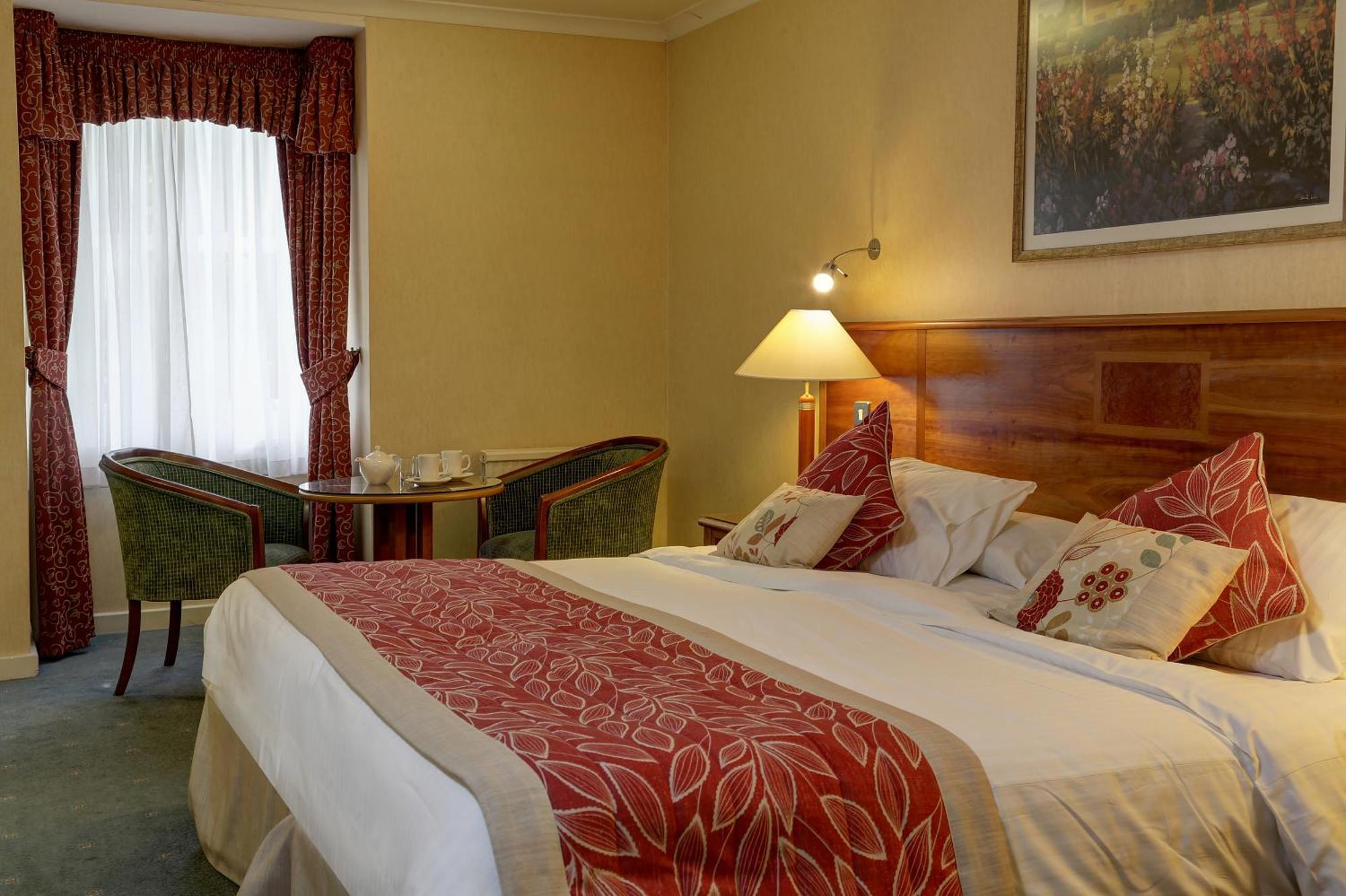Swindon Blunsdon House Hotel, BW Premier Collection ภายนอก รูปภาพ